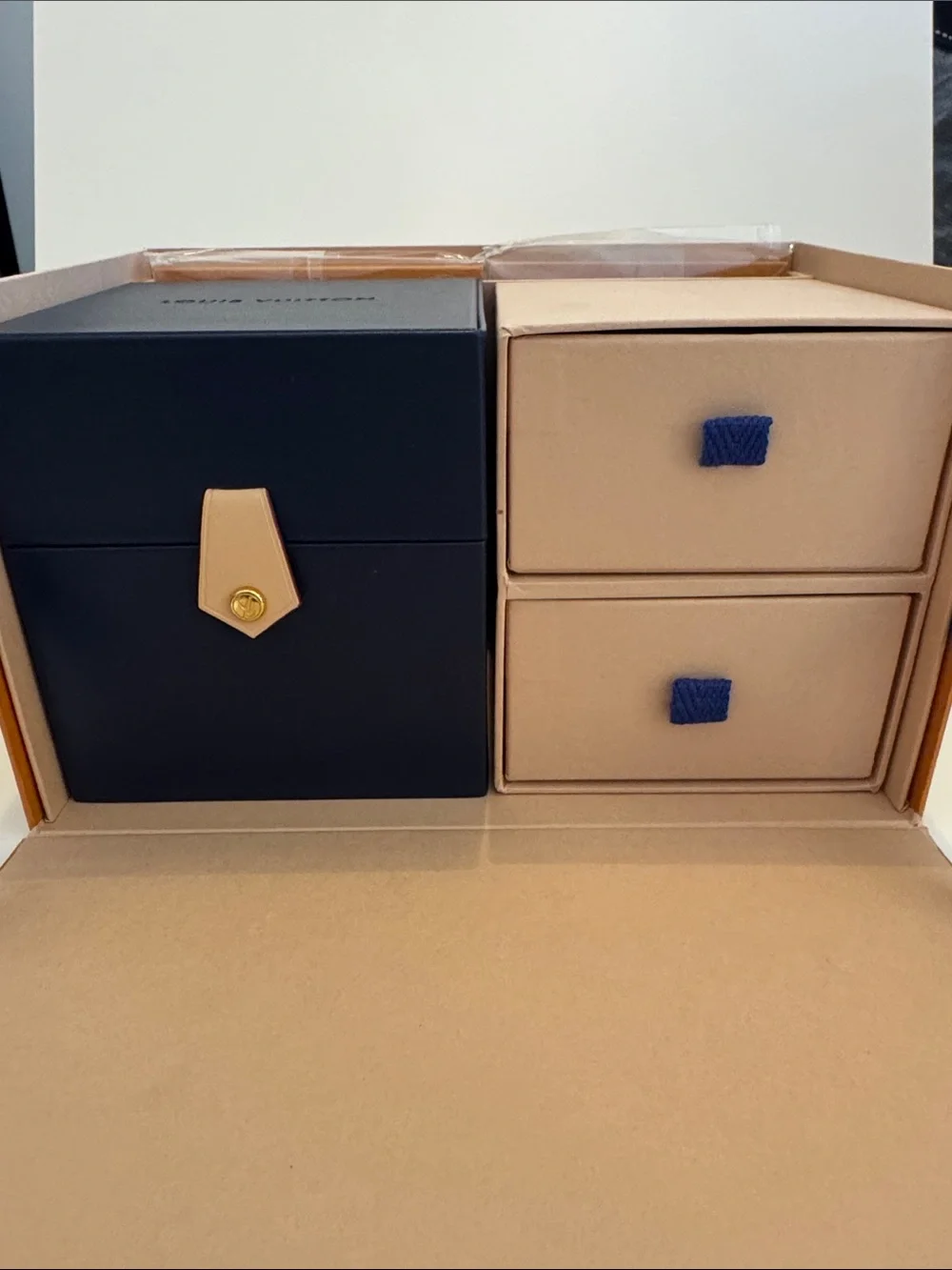 Louis Vuitton Presentation Smarthwatch and Accessory Box
